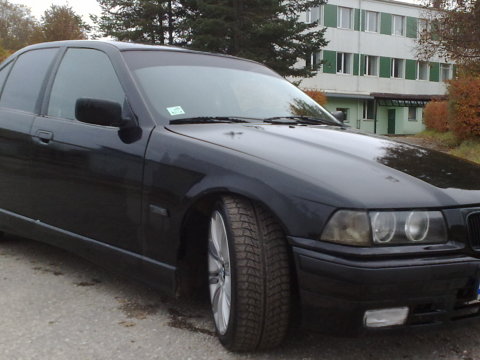 BMW 325 smukulitis, 325