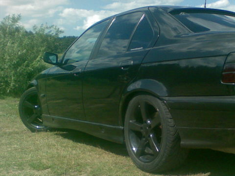 BMW smukulitis, kaut kas savadaks BMW smukulitis, kaut kas savadaks