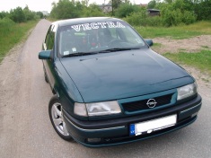 Opel Vectra 2.5 V6, 1995
