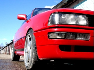 Audi QUATTRO sarkanas krāsā, 1989