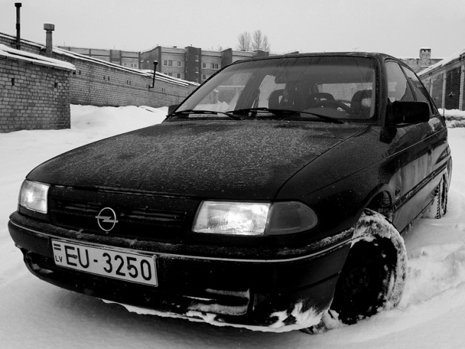 Opel Astra , 2009