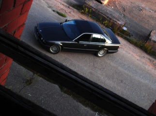 BMW  , 1994