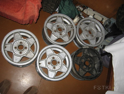 VW , RIEPU MONTĀŽA (DRAUGI paliek draugi )