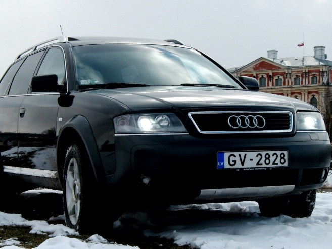 Audi A6 Allroad , 2003