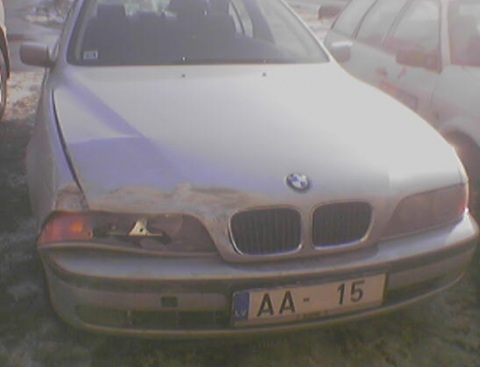 BMW , Avārija uz Brīvības Tallinas ielas krustojuma