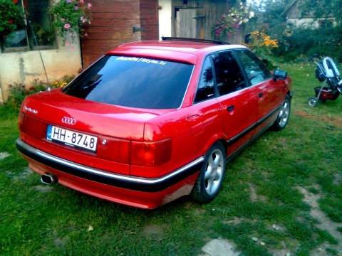 Audi 90 , Šķūnings + Uzlīmes