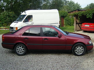 Mercedes-Benz  , 1995