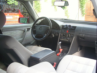 Mercedes-Benz  , 1995