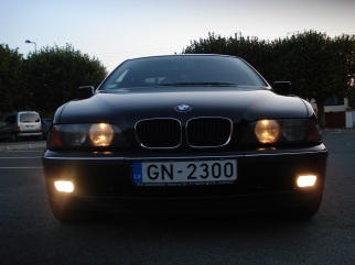 BMW  , 1997