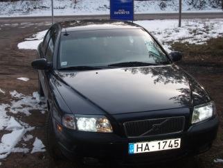 Volvo  , 2001