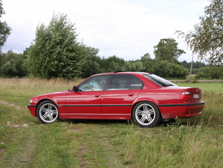 BMW 735 IMOLA RED, 1999