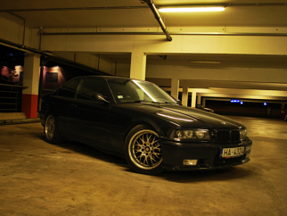 BMW  , 1993