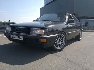 Audi 2.1 T , 1989