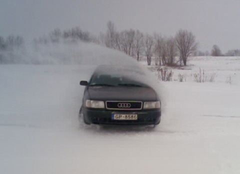 Audi C4, Ziema + Vasaras riepas = Grāvis