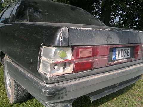 Audi 200 2.1 T, lukturi