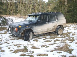 Jeep melnais nezvērs , 1995