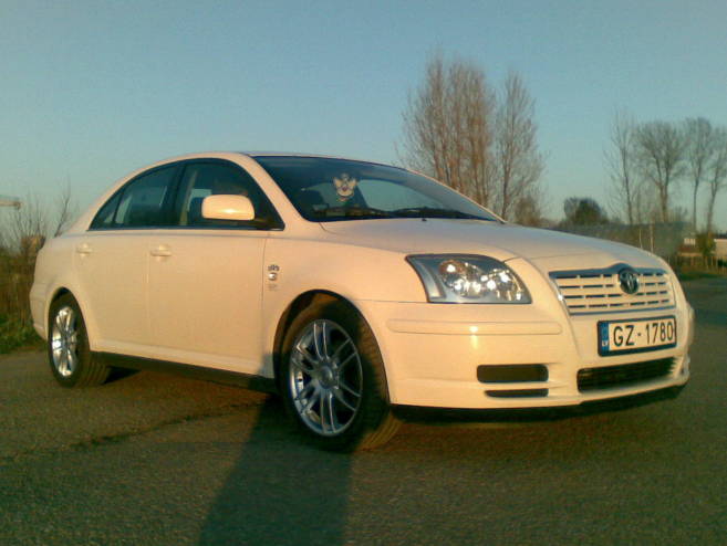 Toyota Avensis , 2003