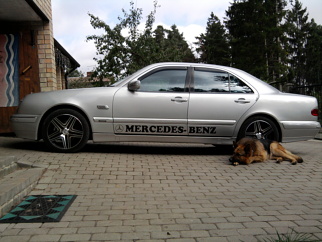 Mercedes-Benz  , 2000