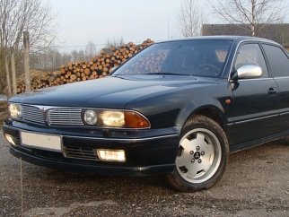 Mitsubishi 3.0 V6 , 1991