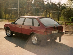 VAZ 2109 Devjatka, 1989