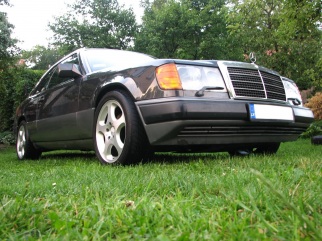 Mercedes-Benz CE , 1990