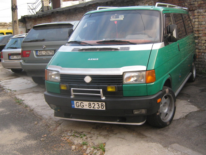 VW T4 Caravelle busiņš, 1993