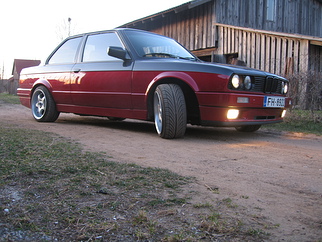 BMW V8  4.0 , 1990
