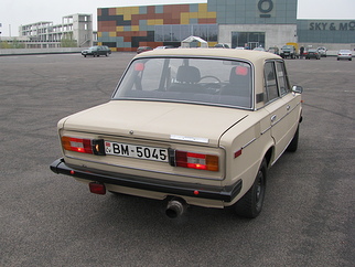 VAZ ar 1.5L dzinēju , 1983