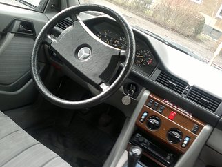 Mercedes-Benz W124TE erste , 1988
