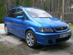 Opel Zafira OPC, 2002