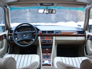 Mercedes-Benz 300 TD turbo, 1989