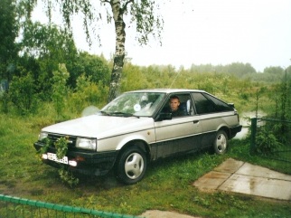 Nissan Sunny B11, 1985