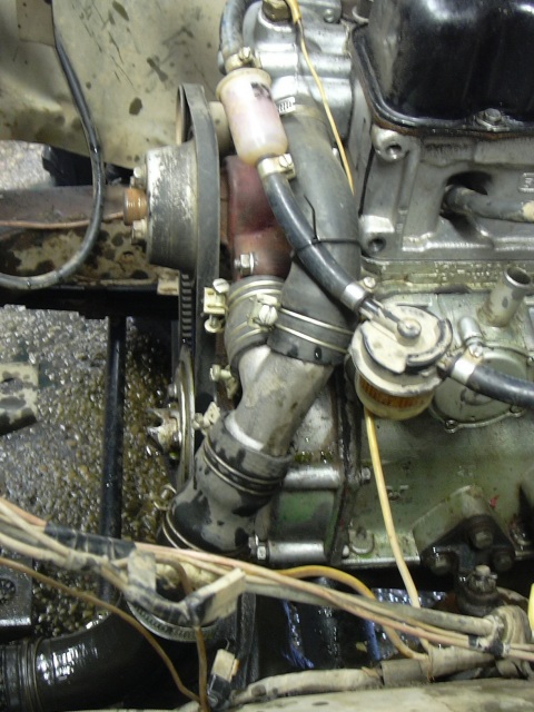 UAZ 3152 Bezceļa karalis, Svečvadu izloēšana, Ford karburators