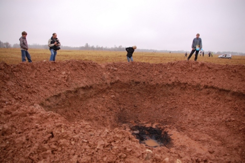 Mazsalacas apkārtnē nokrīt meteorīts