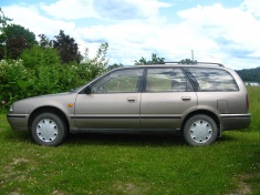 Nissan Primera , 1993