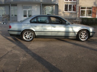 BMW  , 1998