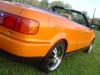 Audi Electric Orange , 1902