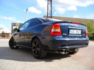 Opel Astra Coupe Bertone, 2000