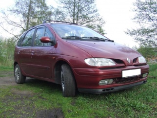 Renault  , 1998