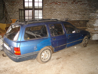 Ford 2.0 karbūzis , 1986