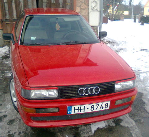 Audi , Hella black + uzacs