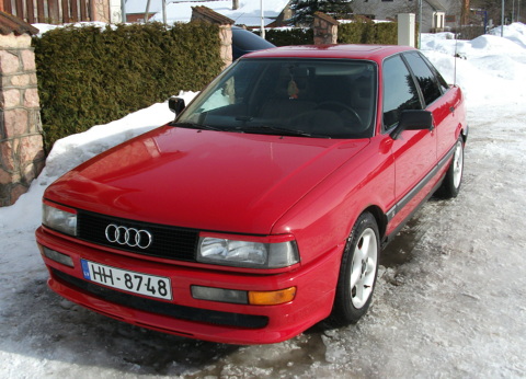 Audi , Hella black + uzacs