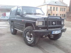 Nissan Patrol 4x4 offroad, 1993