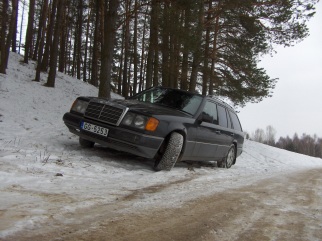 Mercedes-Benz  , 1992