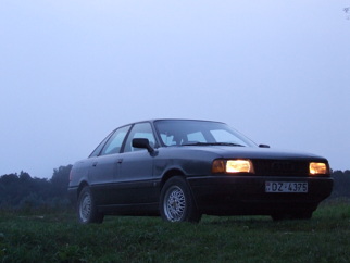 Audi 1.8 , 1987