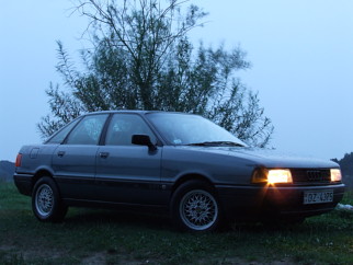 Audi 1.8 , 1987